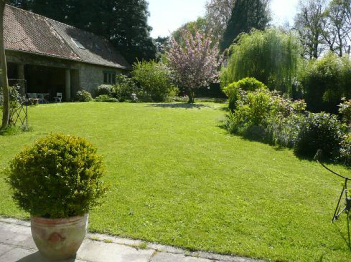 Manoir De Bois En Ardres Bed & Breakfast Exterior photo